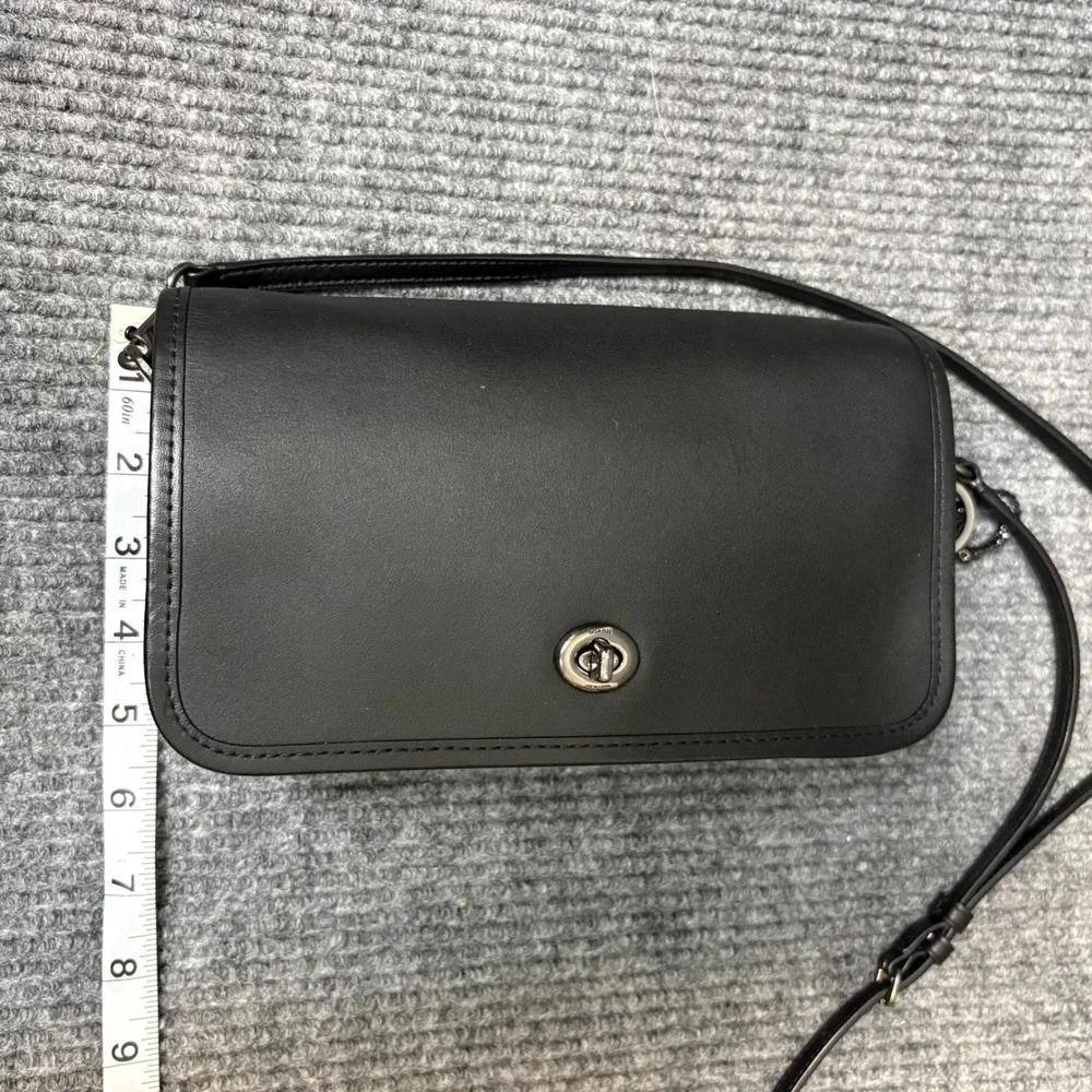 Coach Dinky Crossbody Bag Black Glovetanned Leather Turnlock Gunmetal